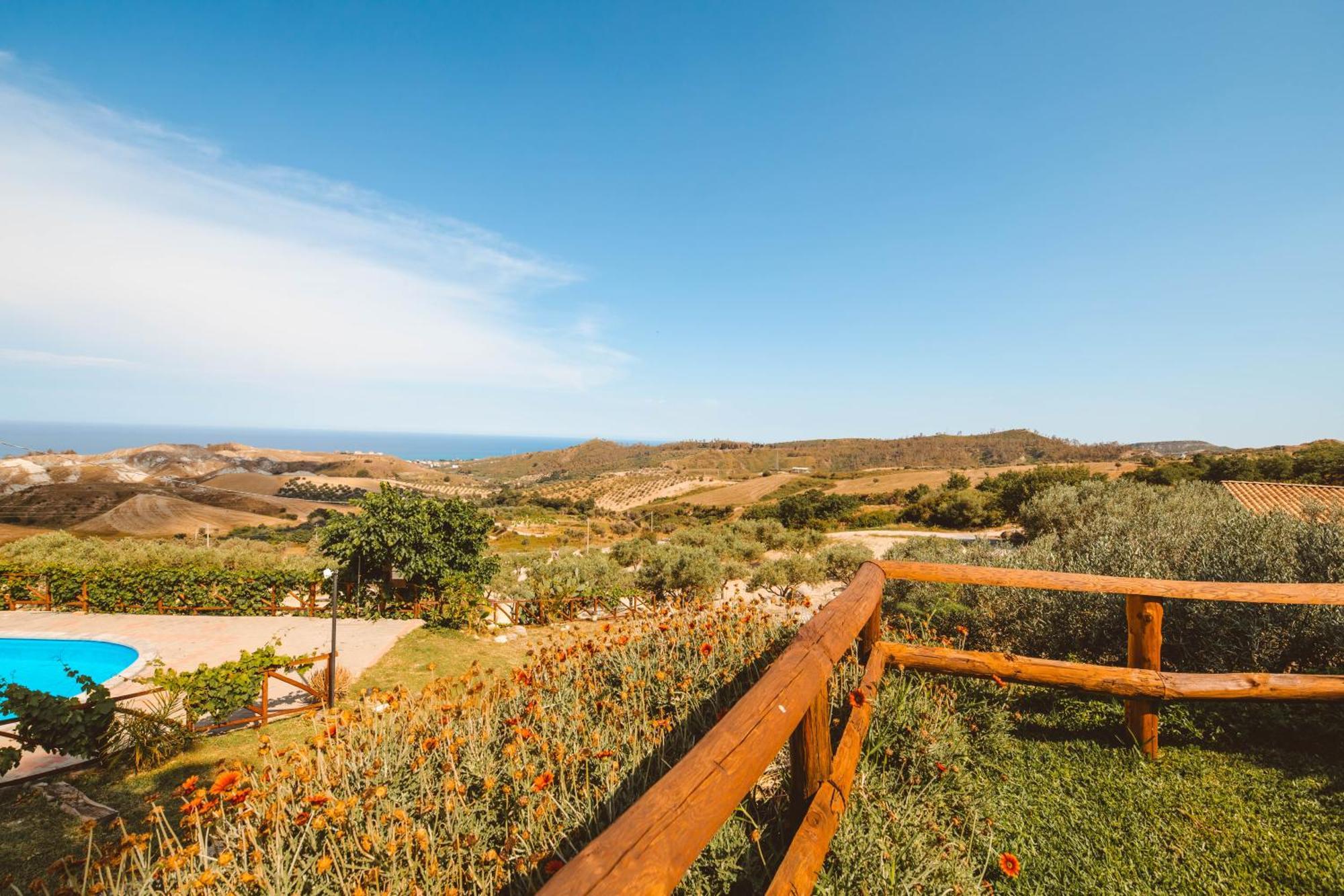 Calami - Villa Romeo - Private Apartments With Pool, Seaview & Olive Grove Santa Caterina Dello Ionio Marina Exterior photo